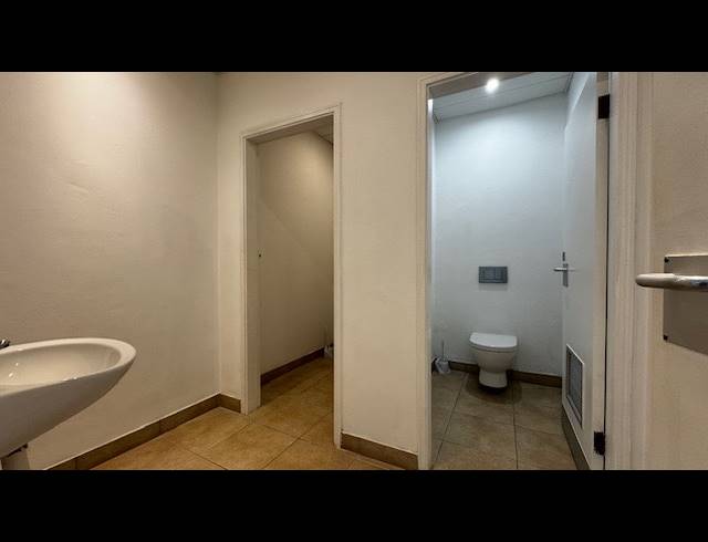 289M² OFFICE TO LET IN MUSGRAVE